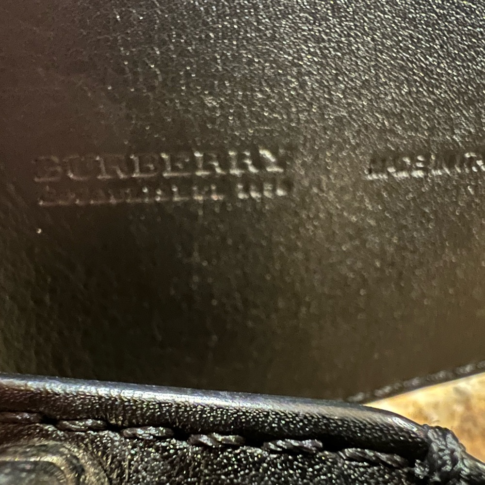 Black Burberry belt - Picture 4 of 7